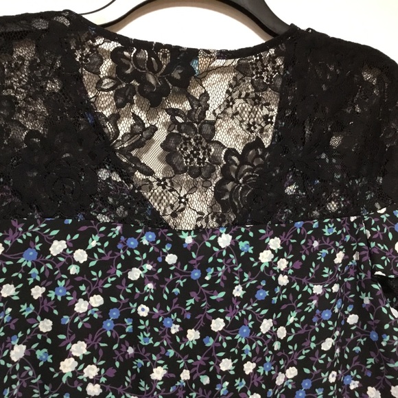 Belle & Ivy Black & Blue Floral Romper with Lace - Picture 4 of 5